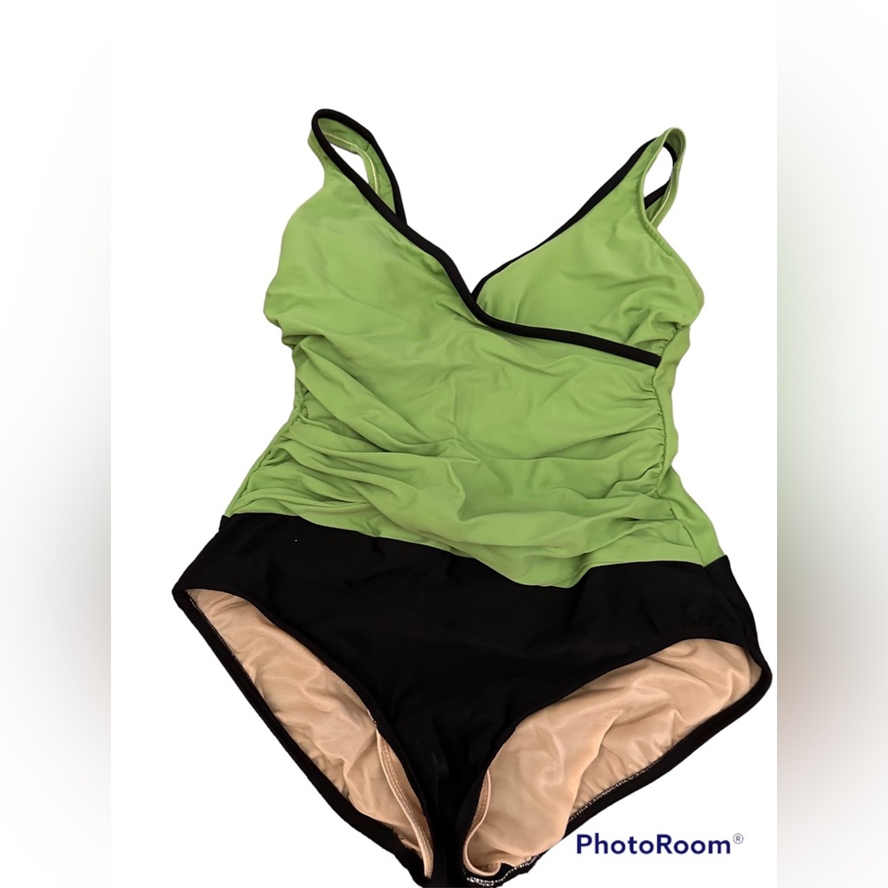 Carol Wior V-Neck One Piece Swimsuit in Green and Black| Size: 12